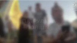 Курили, матюкалися і слухали російську музику: у центрі Луцька п'яна молодь порушувала спокій містян (відео)