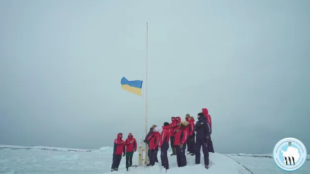 Український прапор майорить над Антарктикою