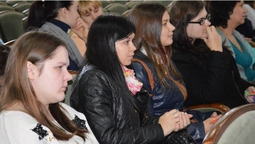 Студентам розповіли про те, як наркотики руйнують життя