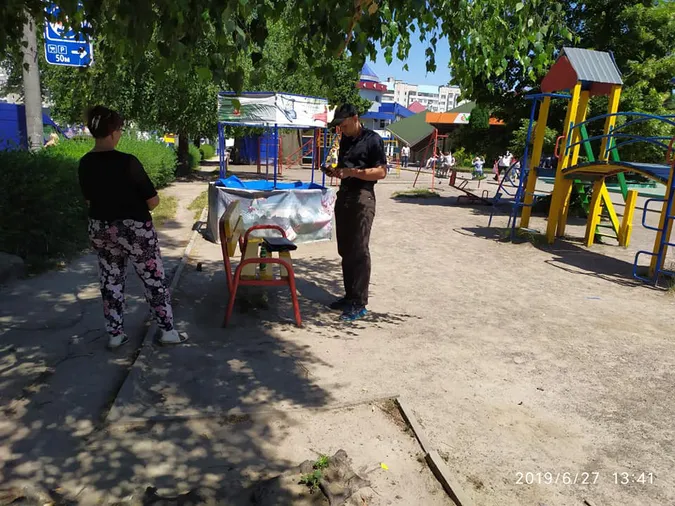 На дитмайданчику в Луцьку продавали сурогат (фото)