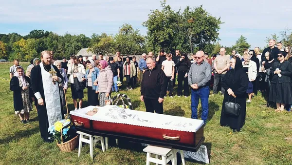 Не пережив важких поранень: на Волині попрощалися із 54-річним воїном Василем Вороб’єм (фото)