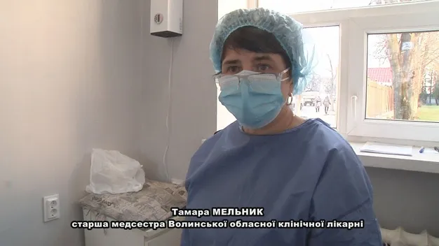 Не їсти і не чистити зуби: волинянам сказали, як правильно робити ПЛР-тест (відео)