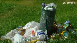 Сміття, люди, кози: просять навести лад на теремнівському пляжі (фото)