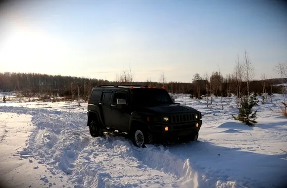 Позашляховик Hummer H3 2007 року випуску