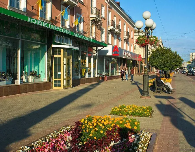 У Луцьку обговорили порядок розміщення зовнішньої реклами в місті