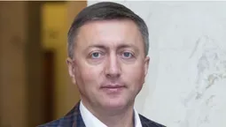 Нардепа з групи «За майбутнє», який підкуповував топчиновників, взяли під варту в залі суду (відео)