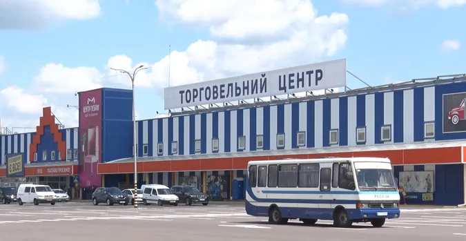 Лучанин поранився шпателем в «Епіцентрі»: хоче компенсацію (відео)