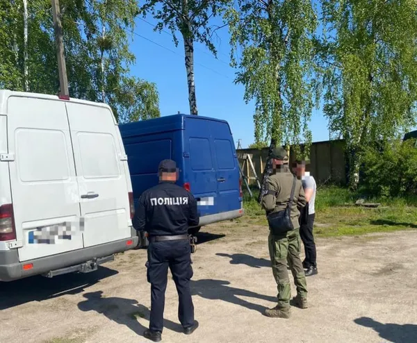 $ 4,5 тисячі з особи: волиняни зі спільниками організували канал втечі ухилянтів за кордон (фото)