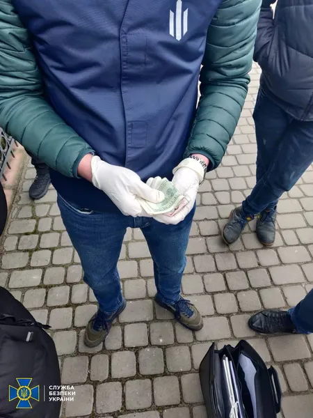 На Волині СБУ затримала поліцейського-хабарника (фото)