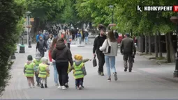 Чи сприятиме підвищення виплат на дітей зростанню народжуваності: запитували у лучан (відео)