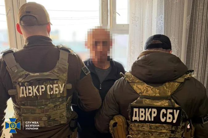 Завербований шпигун прокрався на Волинь та знімав військові ешелони