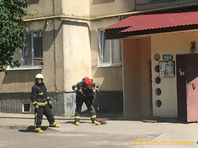У Луцьку на Кравчука горіла квартира (фото)