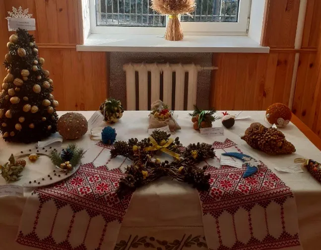 «Лісова екоіграшка»: у лісгоспі на Волині провели конкурс новорічної іграшки (фото)
