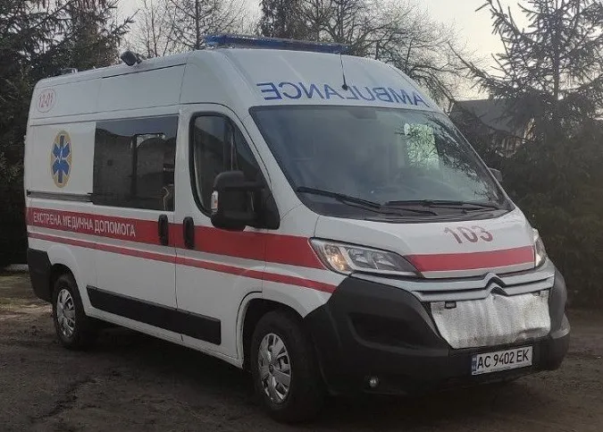 Діти викликали швидку: волинянка вдома народила восьму дитину