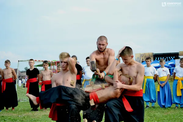 Ляпота на «Бандерштаті»: день перший (репортаж)