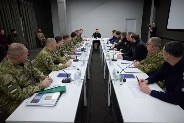 Погуляйко у Львові доповів Зеленському про оперативну обстановку на кордоні з РБ