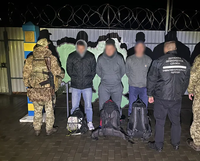 Трьох киян упіймали біля кордону на Волині: що вони там робили(фото)