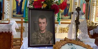 На Волині попрощалися з воїном Вадимом Королюком, який загинув 5 місяців тому (фото)