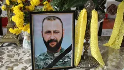«Я вже – волиняка»: Рожищенська громада попрощалася з воїном з Хмельниччини Миколою Мясковським (фото)