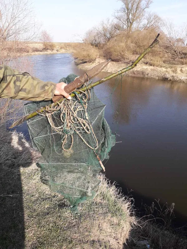 Попри заборону: на Волині знову впіймали риболовів-порушників