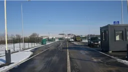На кордоні з Польщею працюватиме пункт пропуску для порожніх вантажівок (відео)