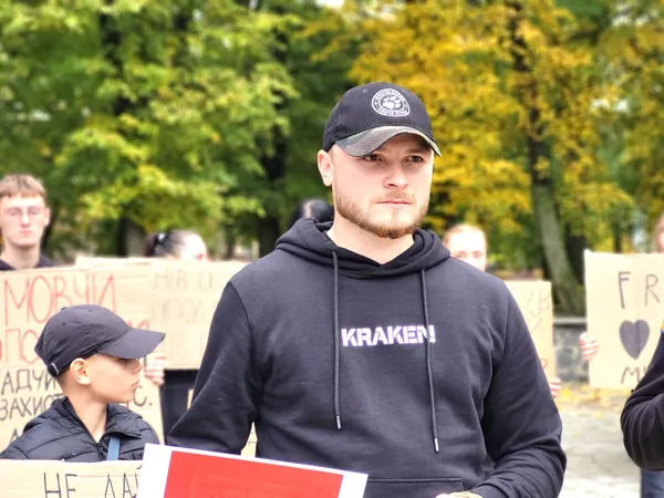 «Не мовчи. Мовчання вбиває»: у Ковелі відбулась акція на підтримку полонених бійців «Азову» (фото)
