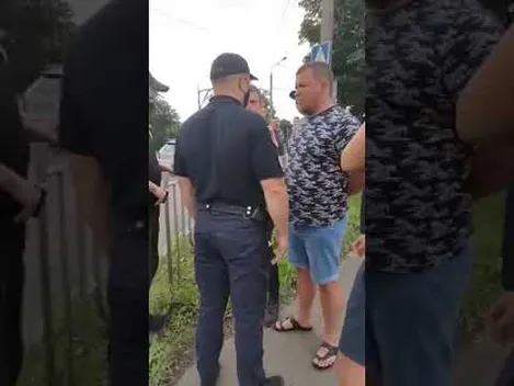 Розтрощив автівку вщент: у Луцьку затримали водія-втікача (відео)
