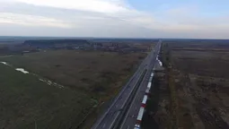 Черга фур перед "Ягодин - авто" простяглась на 15 кілометрів (фото)