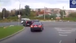 У Луцьку розшукують винуватця аварії на шляхопроводі (відео)