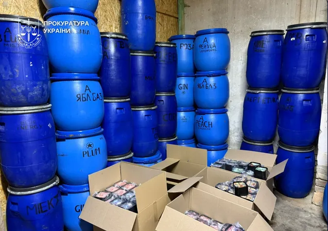 На Волині викрили підпільне виробництво тютюну для кальяну на 8 млн грн