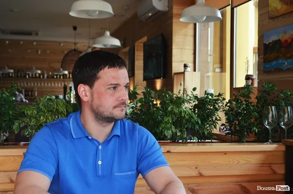 Олександр Товстенюк на інтерв'ю