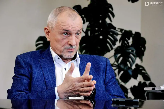 У відповідь на вимоги Савченка облрада хоче відправити його у відставку