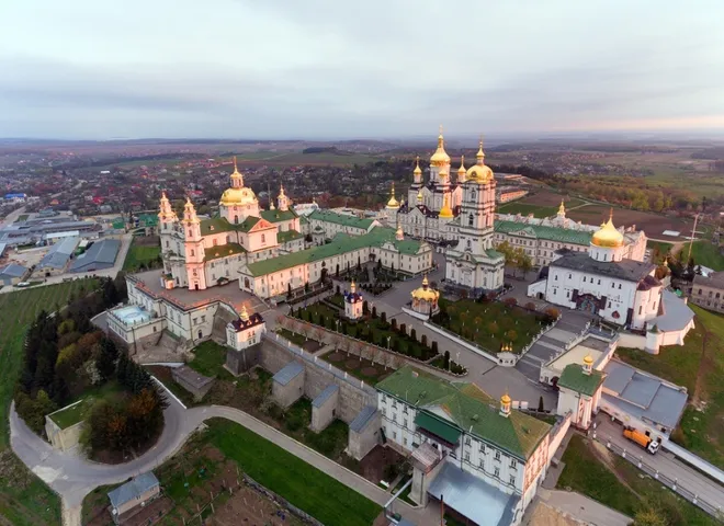 Мінкультури створило комісію для перевірки Почаївської лаври