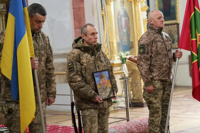 У Луцьку попрощалися з Героєм Артемом Зубком (фото)