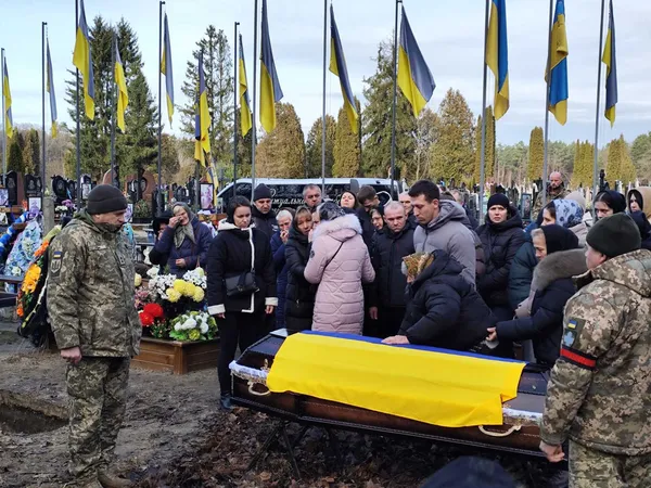 На Волині попрощалися з полеглим захисником Дмитром Трофімюком (фото)