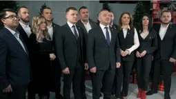 Андрій Покровський і «СВІДОМІ» привітали лучан з Новим роком (відео)