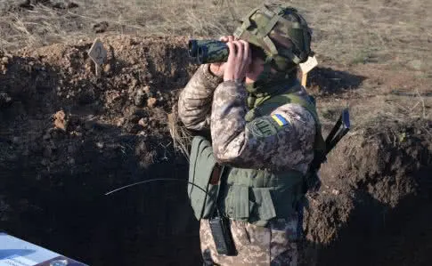 Гранатомети, кулемети, міномети: бойовики в Луганській області почали наступ (відео)
