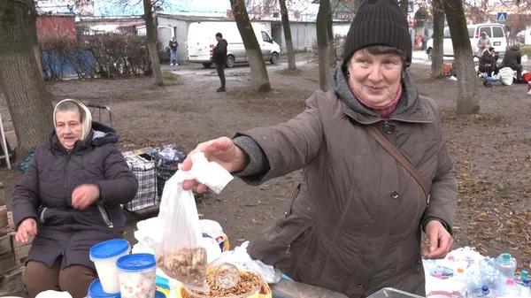 Скільки коштують горіхи у Луцьку