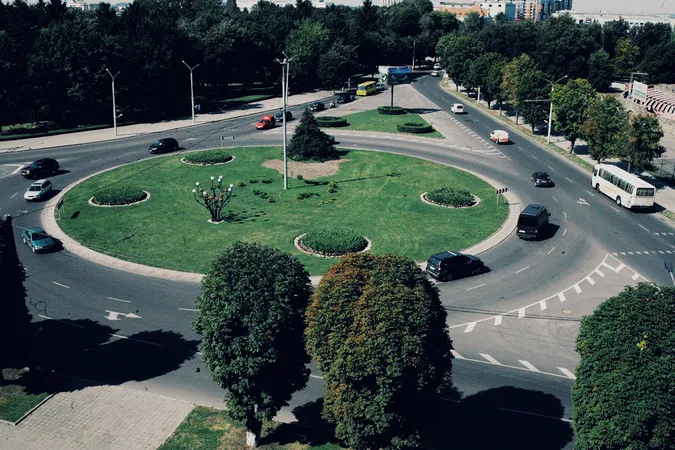 Який вигляд має Луцьк з дахів Лесиного вишу (фото)
