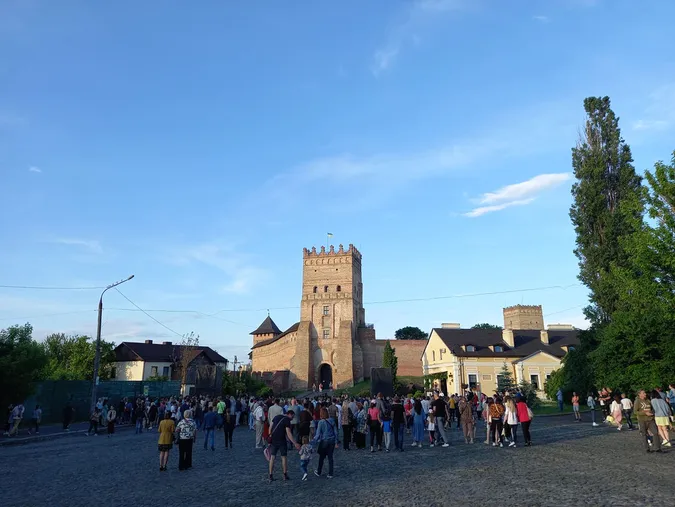 «Так звучить Луцьк»: триває третій день арт-променаду( фото, відео)