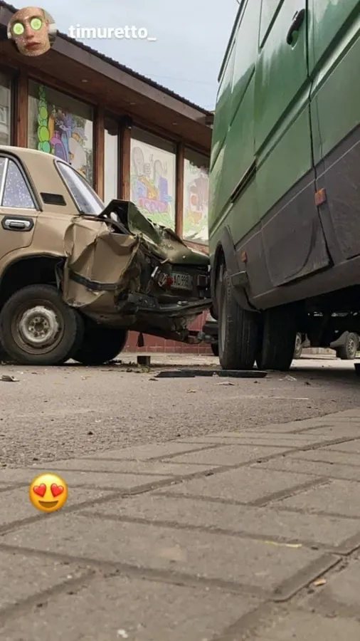 У Луцьку - ДТП: п'яний водій не впорався з керуванням і хотів втекти з місця події (фото,відео)
