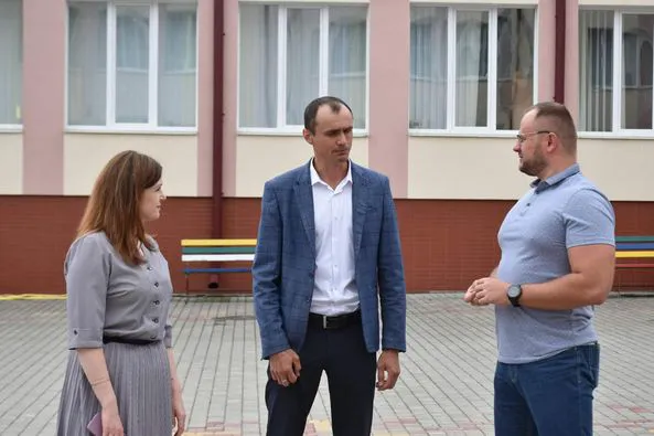 Освітлення, санвузли, вентиляція: у школах і садочках Луцької громади перевіряють укриття (фото)
