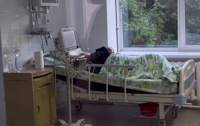 У Нововолинську нетверезий побив комульника: той – у реанімації (відео)