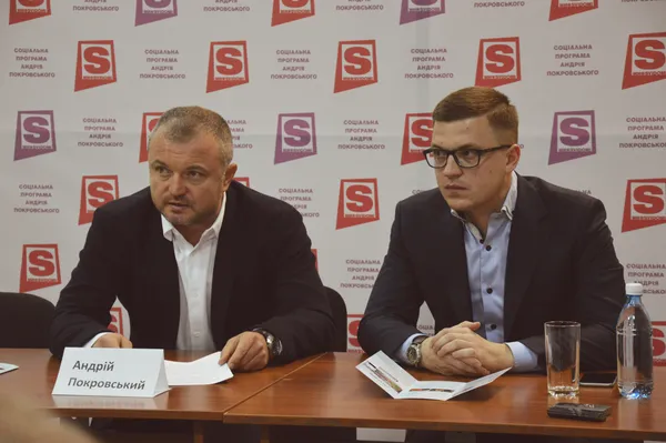 Депутат та його помічник Тарас Шкітер