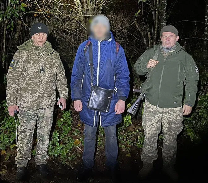 Дуже хотів до коханої в США: волинянин три дні блукав горами у пошуках кордону