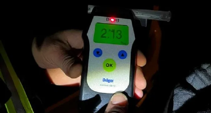 У Ковелі п'яна водійка вночі припаркувала авто на залізничному переїзді