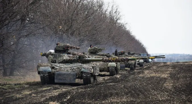 Наступ з Білорусі: на чому ґрунтуються прогнози і чому вони різняться