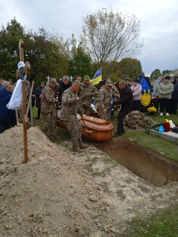 Загинув, не дочекавшись народження дитини: на Волині провели в останню путь Василя Шафранюка (фото)