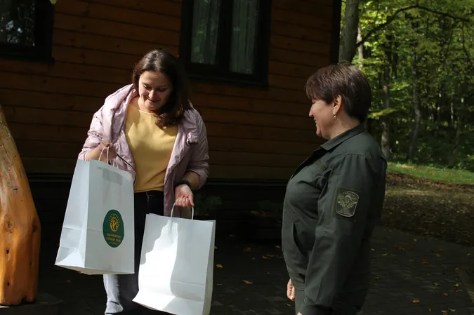 Працювати по-новому: заклади культури Підгайцівської громади змінюють вектор діяльності через війну (фото)