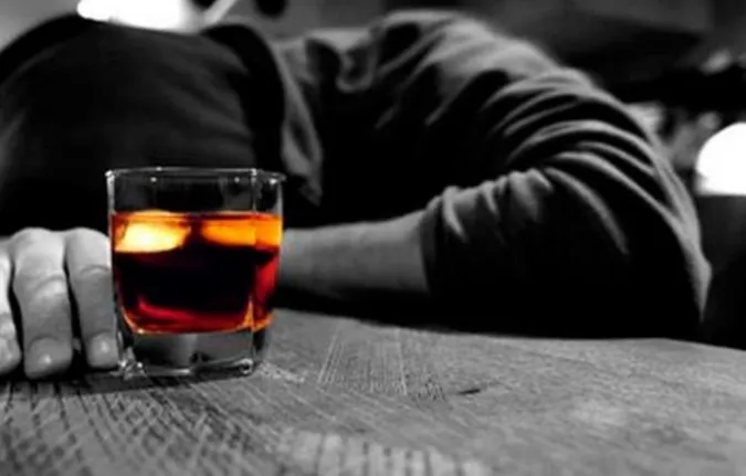 Хто повертає п'яних лучан до тями